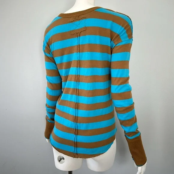 We The Free Sail Away Long Sleeve Tee Savannah Blue Combo NWOT - Picture 11 of 14